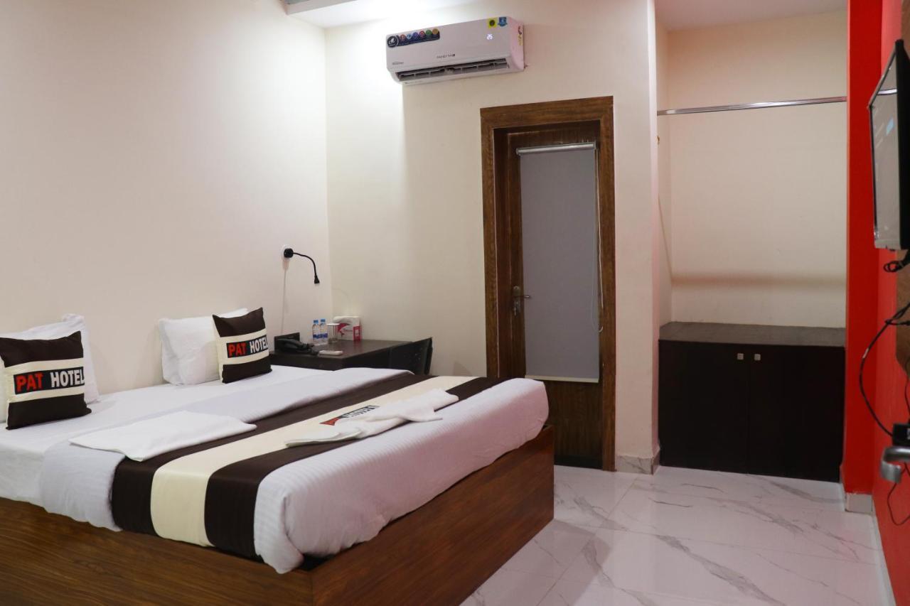 Pat Hotels Indore Luaran gambar