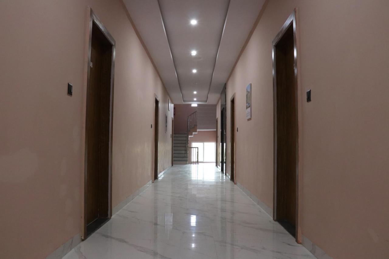 Pat Hotels Indore Luaran gambar