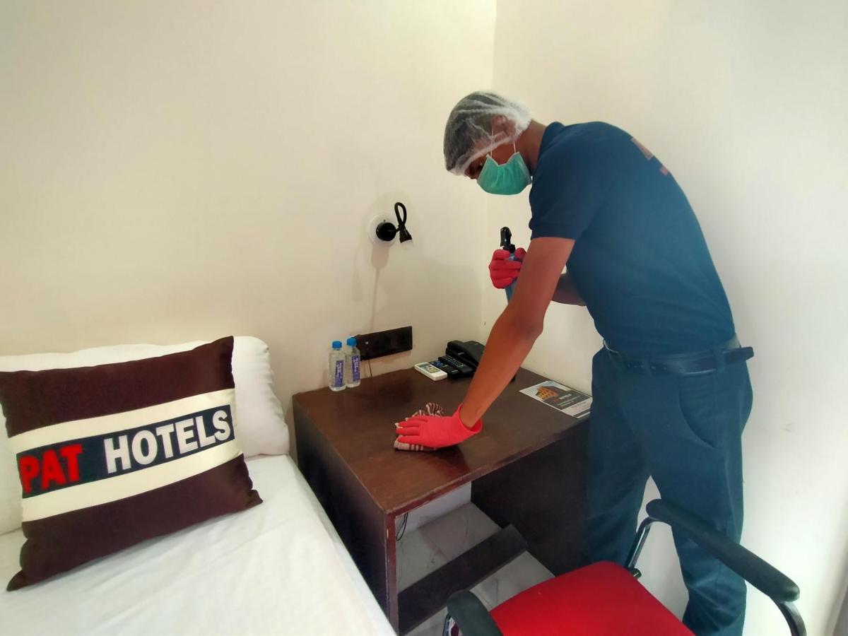 Pat Hotels Indore Luaran gambar